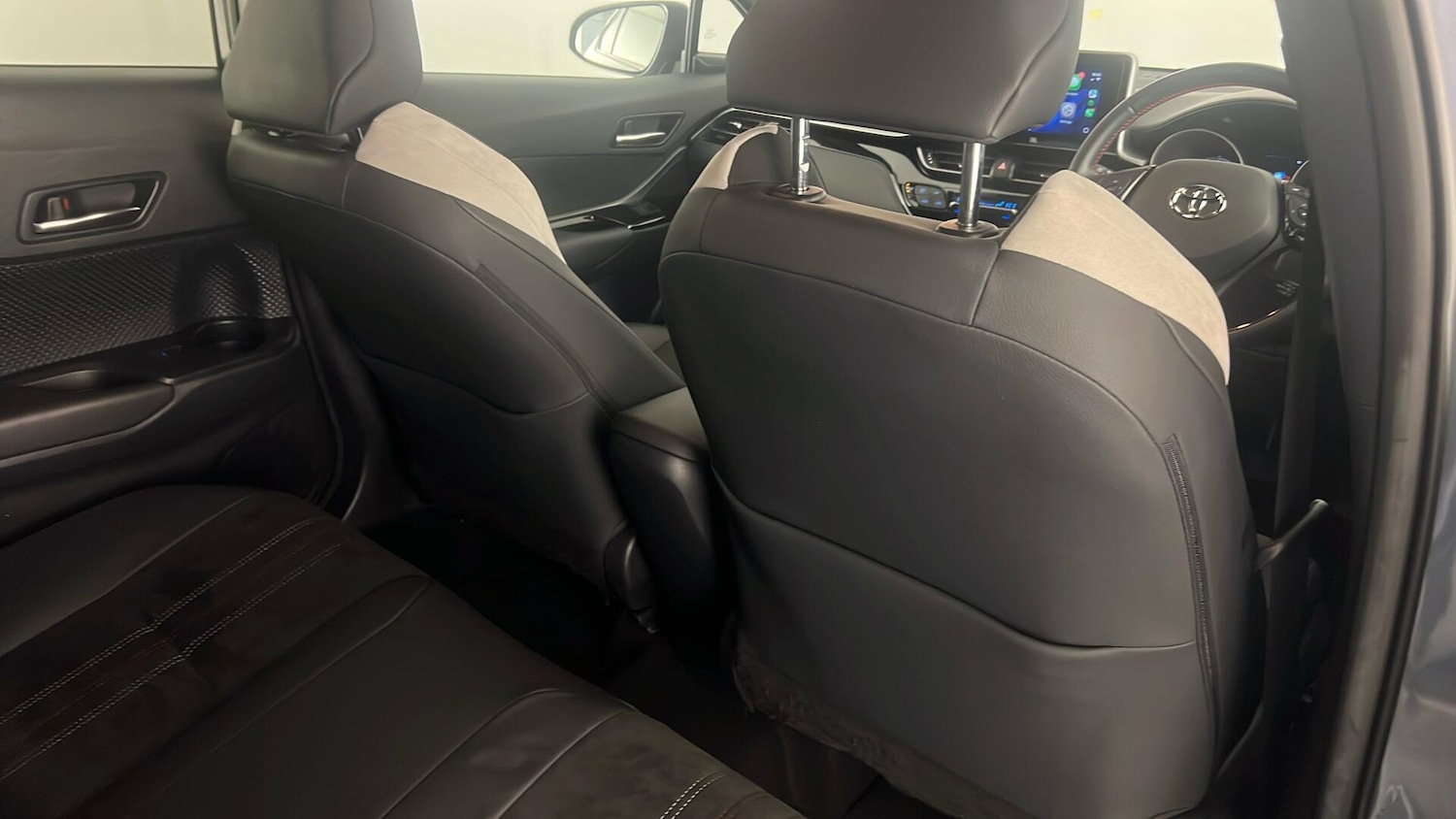 Used Toyota C-HR 2022 for sale - 76328073: Photo 13