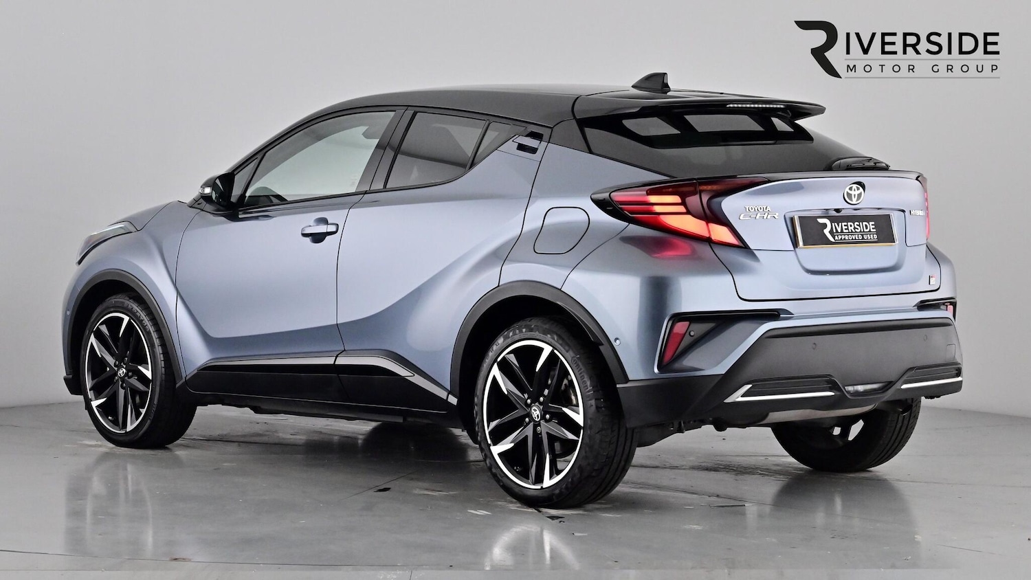 Used Toyota C-HR 2022 for sale - 76328073: Photo 2