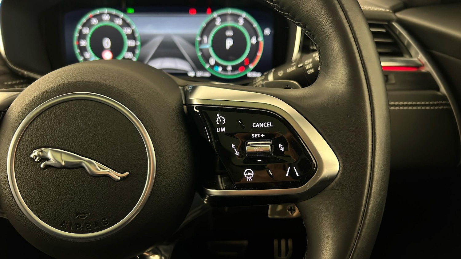 Used Jaguar F-Pace 2024 for sale - 76494073: Photo 18