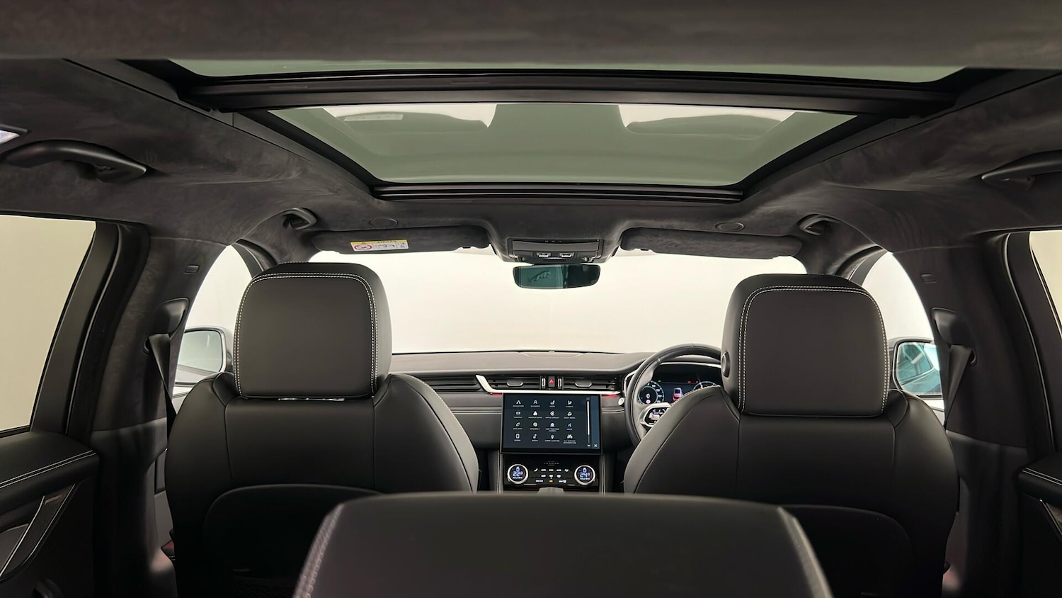 Used Jaguar F-Pace 2024 for sale - 76494073: Photo 45