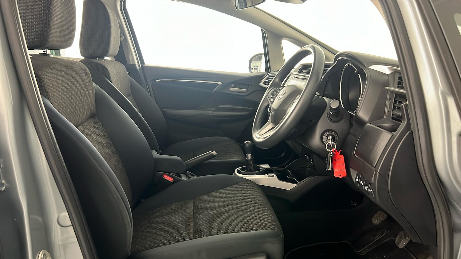 Used Honda Jazz 2016 for sale - 77339444: Photo 15