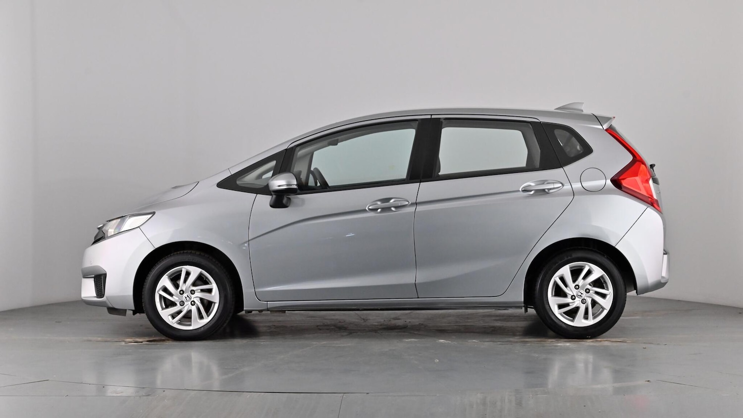 Used Honda Jazz 2016 for sale - 77339444: Photo 51