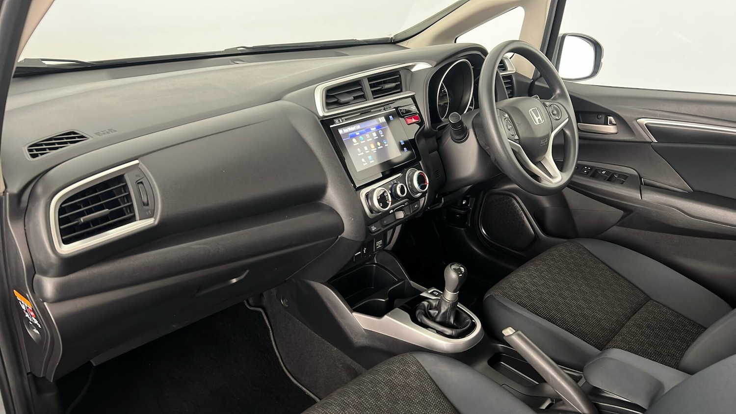 Used Honda Jazz 2016 for sale - 77339444: Photo 8