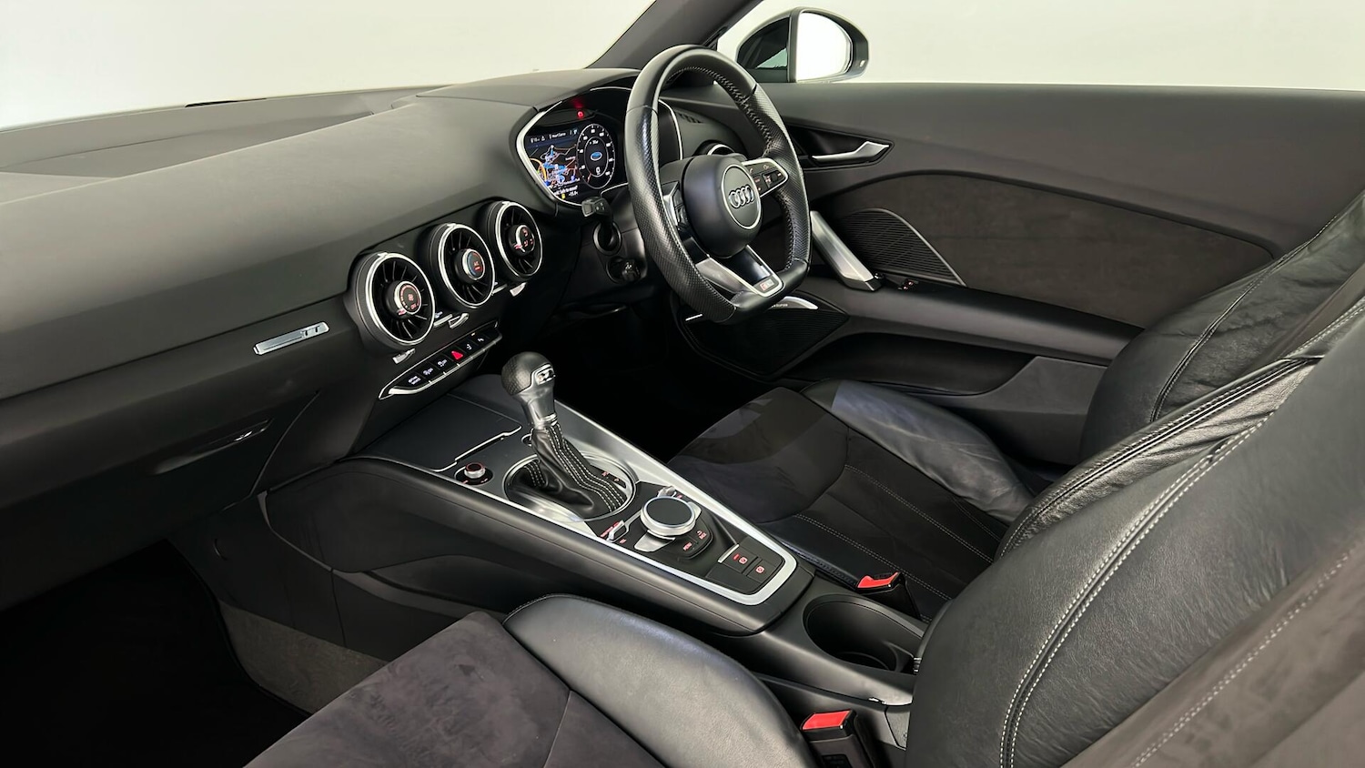 Used Audi TT 2018 for sale - 76575285: Photo 13