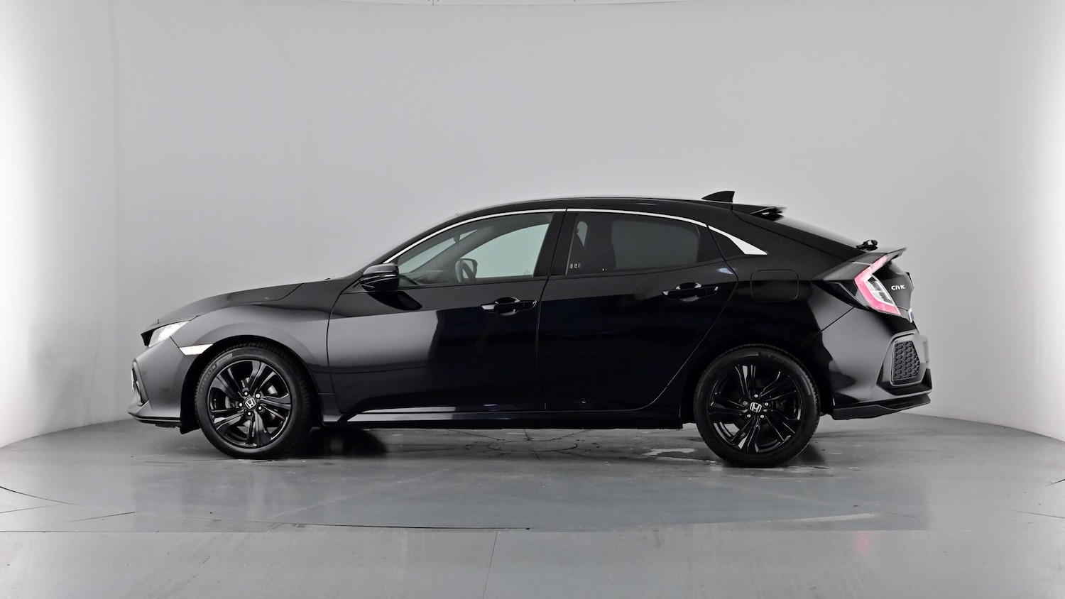 Used Honda Civic 2019 for sale - 77122613: Photo 44