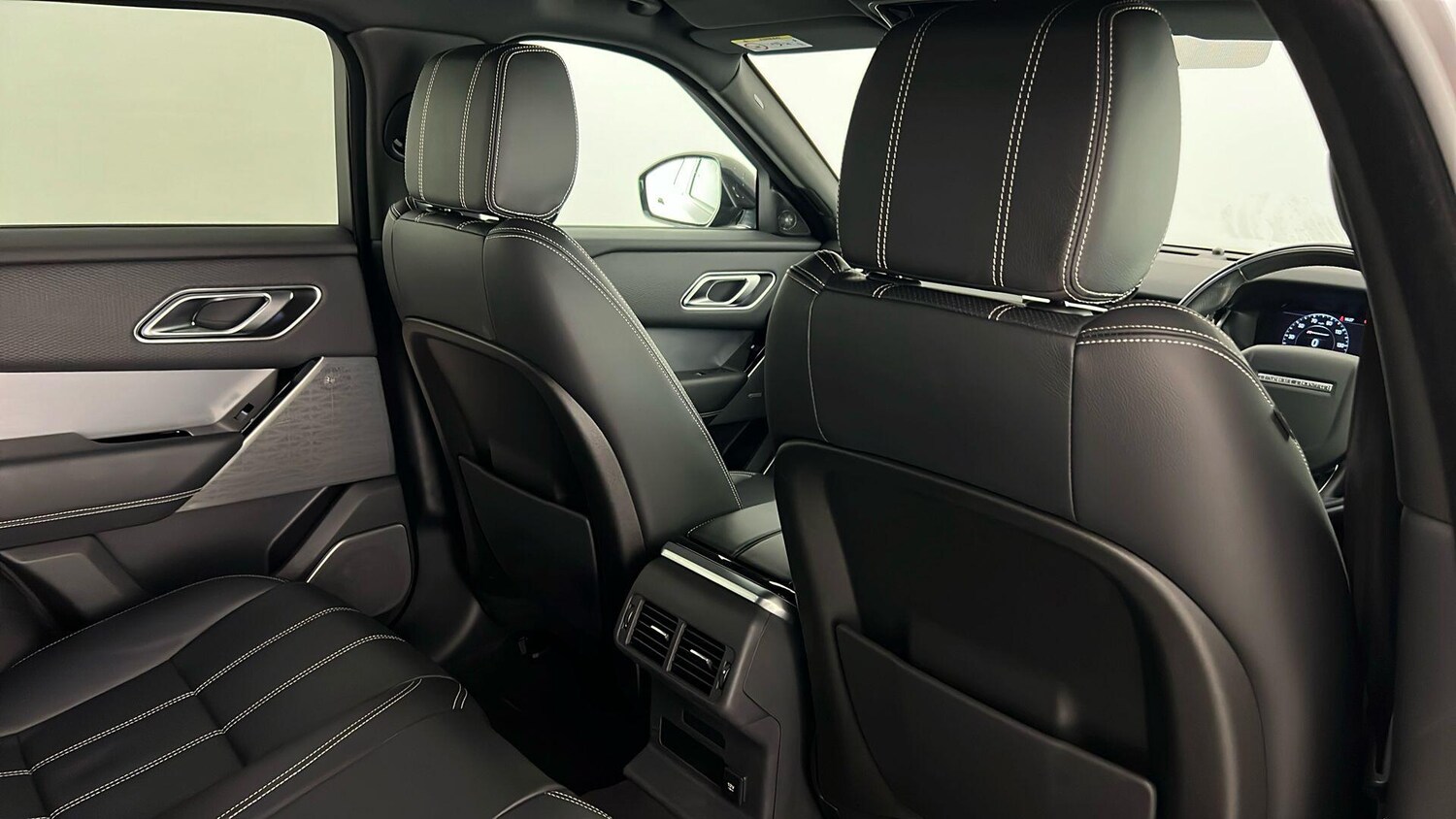 Used Land Rover Range Rover Velar 2019 for sale - 77685727: Photo 40