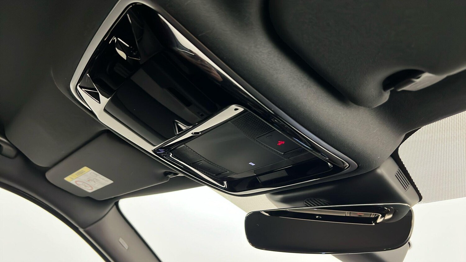 Used Land Rover Range Rover Velar 2019 for sale - 77685727: Photo 48