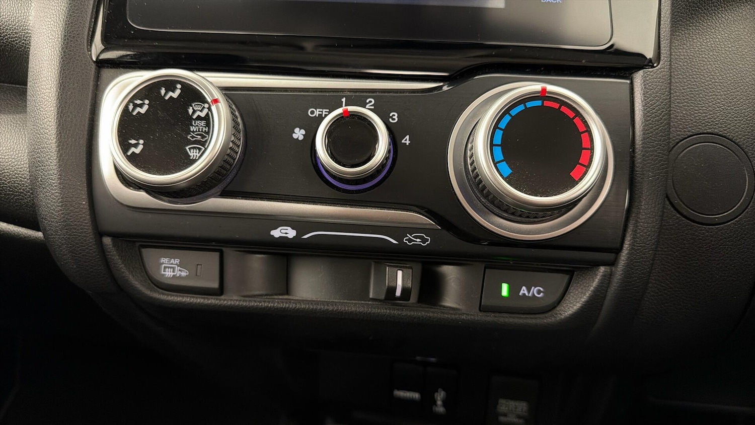 Used Honda Jazz 2020 for sale - 78206763: Photo 20