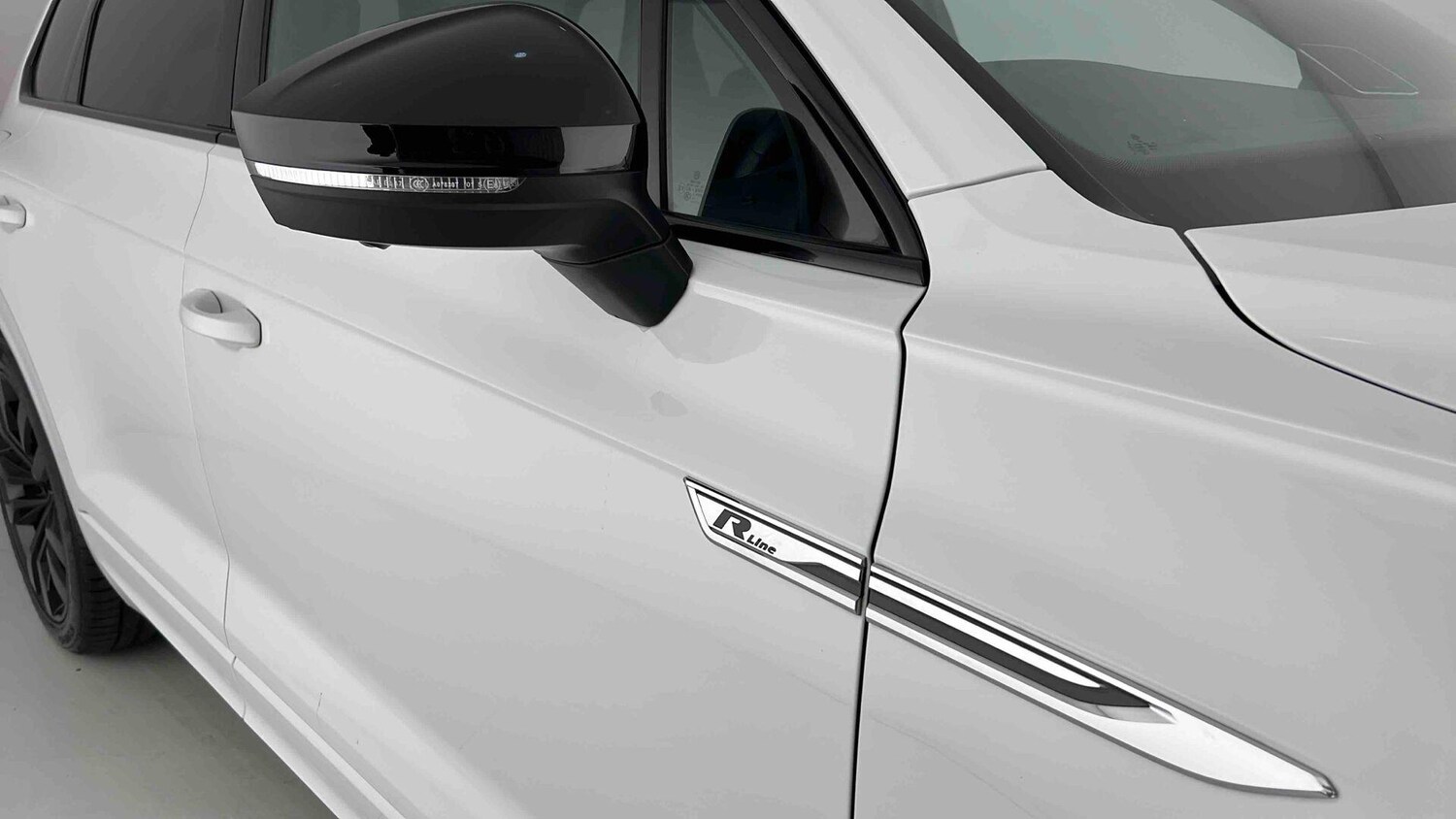 Used Volkswagen Touareg 2023 for sale - 77673886: Photo 19