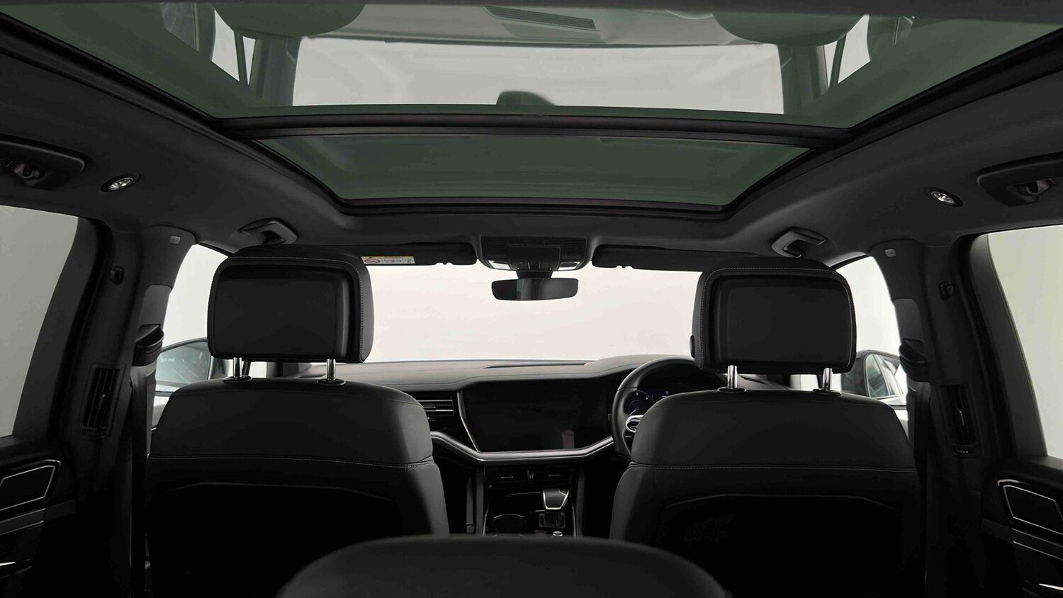 Used Volkswagen Touareg 2023 for sale - 77673886: Photo 26