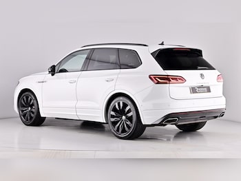 Used Volkswagen Touareg 2023 for sale - 77673886: Photo