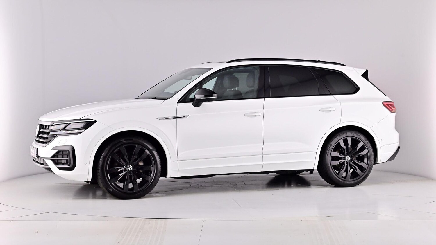 Used Volkswagen Touareg 2023 for sale - 77673886: Photo 64