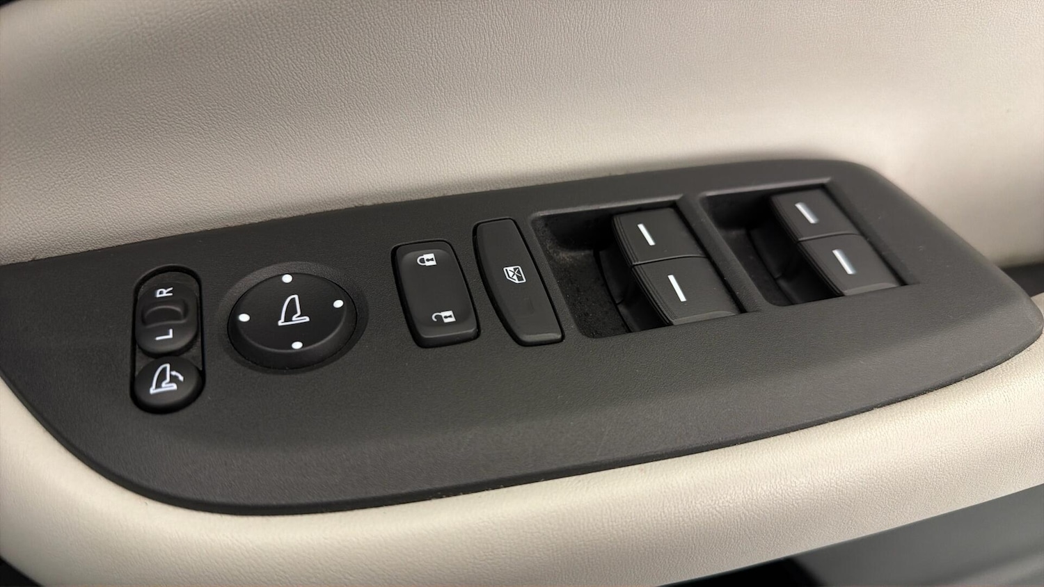 Used Honda Jazz 2022 for sale - 77476498: Photo 32