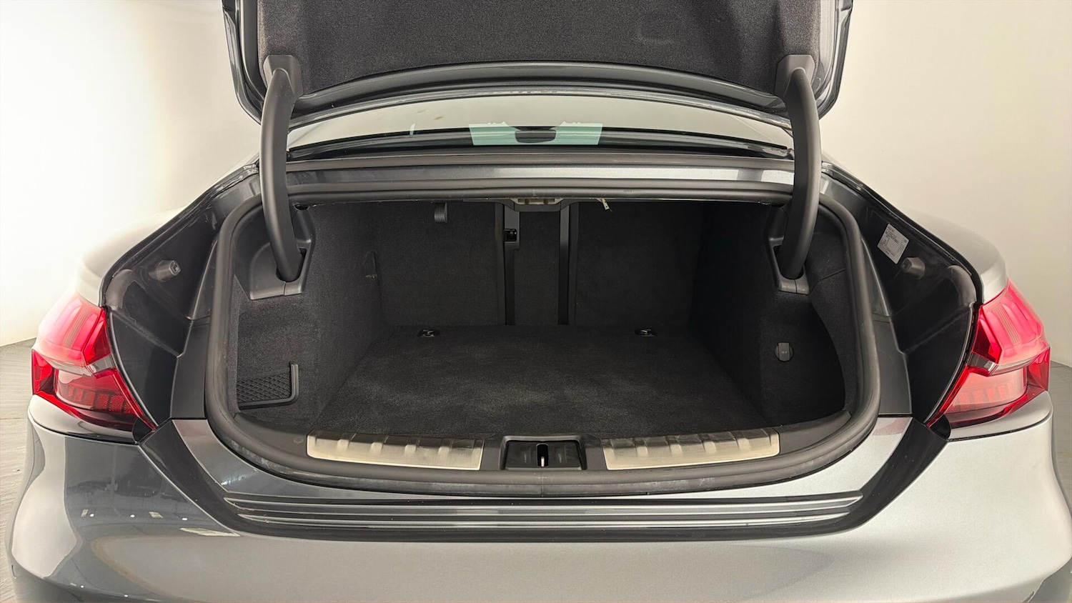 Used Audi e-tron GT 2022 for sale - 78179808: Photo 12