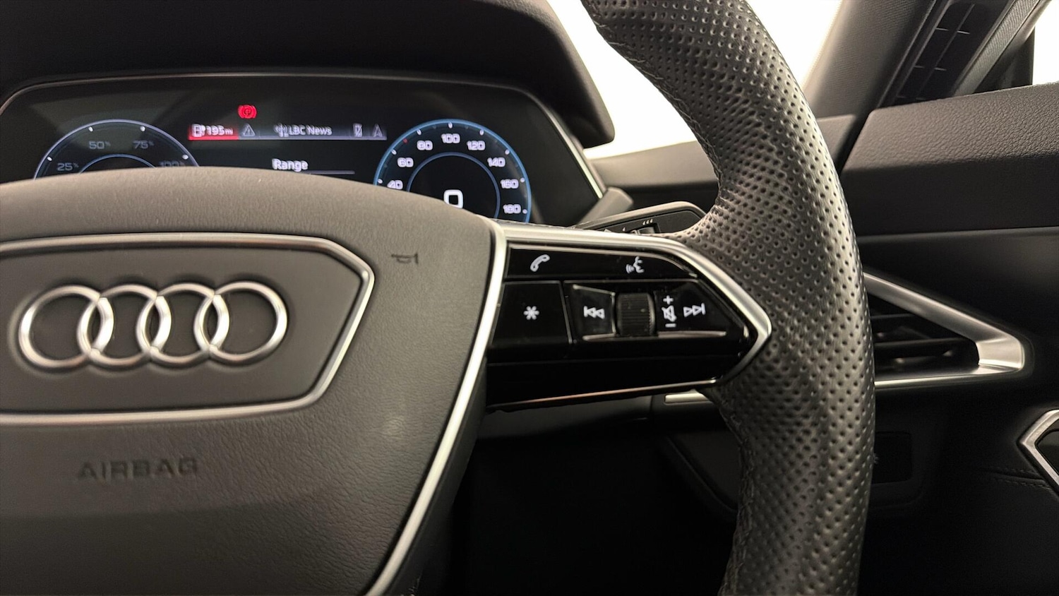 Used Audi e-tron GT 2022 for sale - 78179808: Photo 18