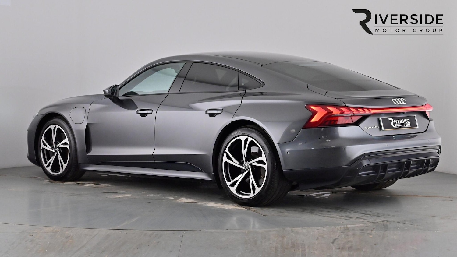 Used Audi e-tron GT 2022 for sale - 78179808: Photo 2