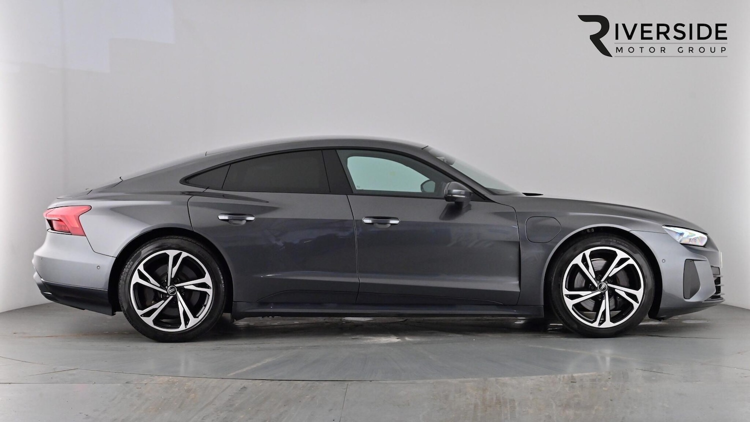 Used Audi e-tron GT 2022 for sale - 78179808: Photo 3