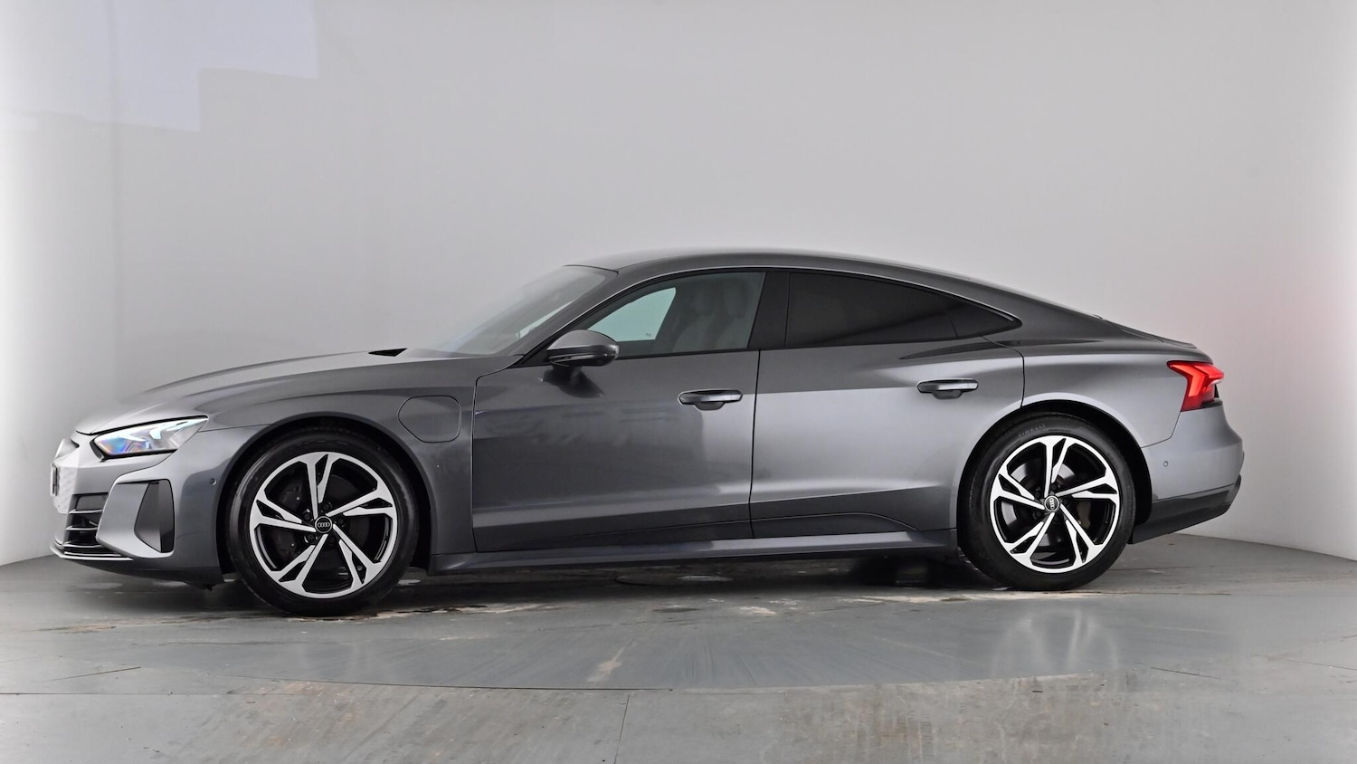 Used Audi e-tron GT 2022 for sale - 78179808: Photo 50