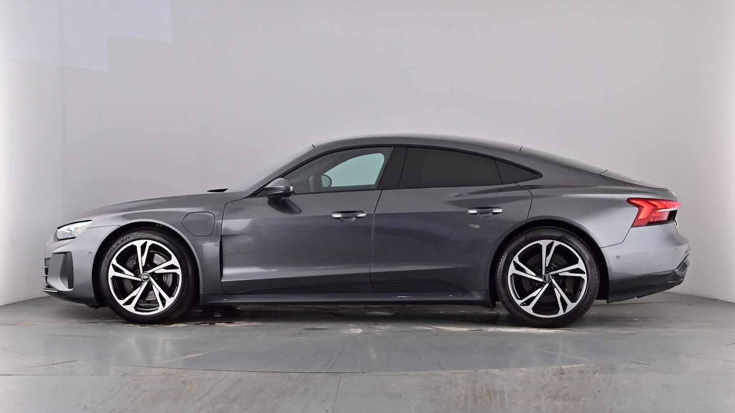 Used Audi e-tron GT 2022 for sale - 78179808: Photo 52