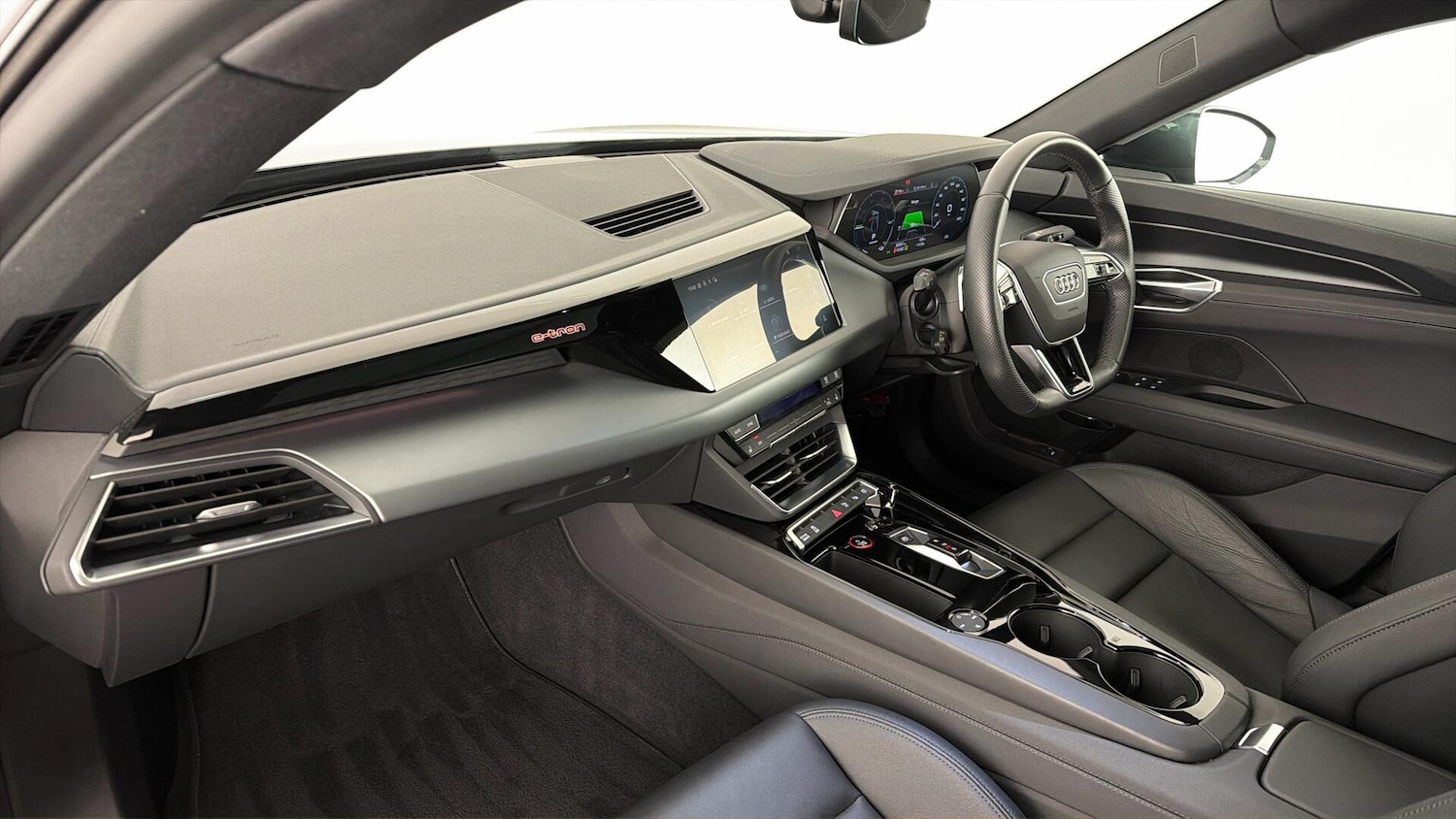 Used Audi e-tron GT 2022 for sale - 78179808: Photo 8