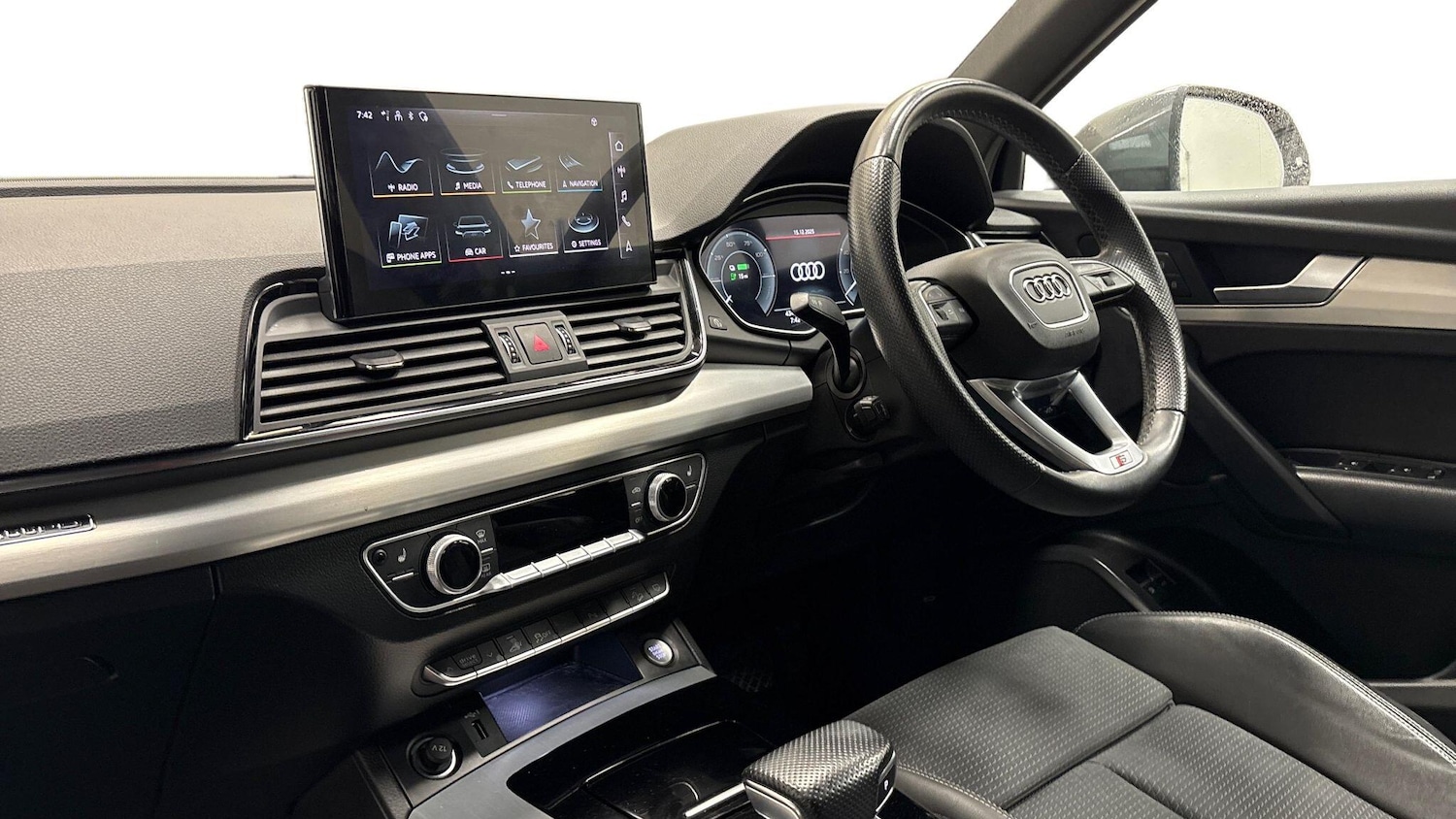 Used Audi Q5 2021 for sale - 77556807: Photo 2