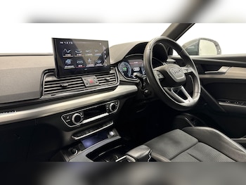 Used Audi Q5 2021 for sale - 77556807: Photo