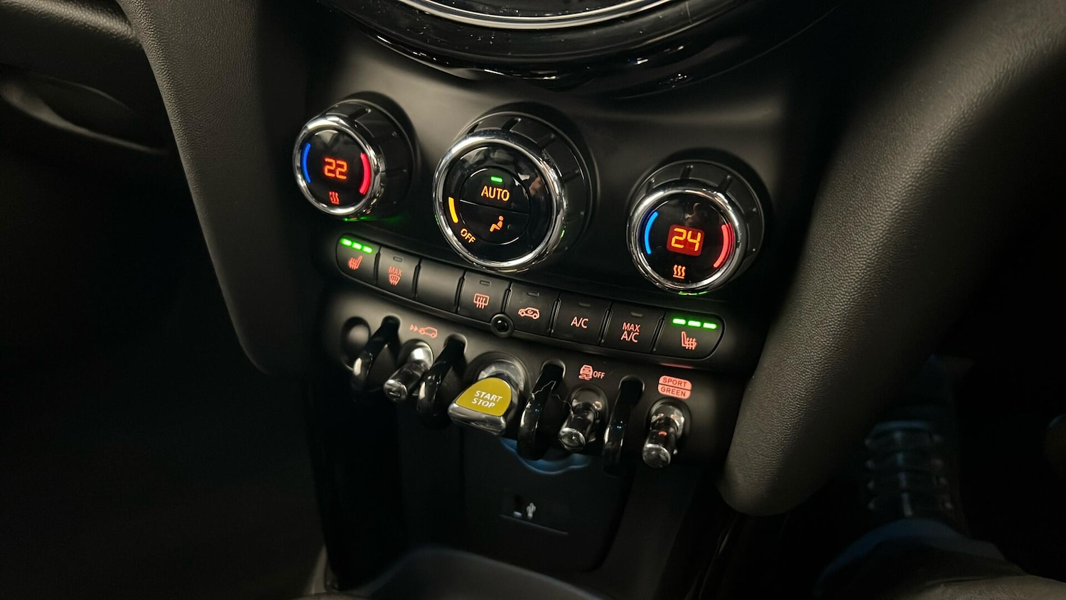 Used MINI Hatch 2021 for sale - 76404730: Photo 19