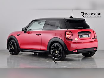 Used MINI Hatch 2021 for sale - 76404730: Photo