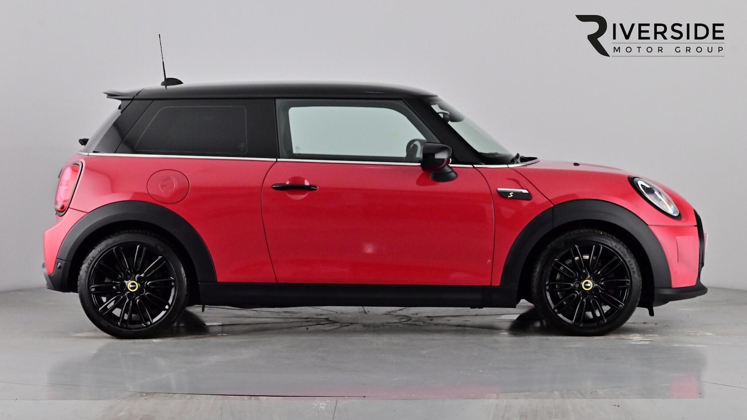 Used MINI Hatch 2021 for sale - 76404730: Photo 3