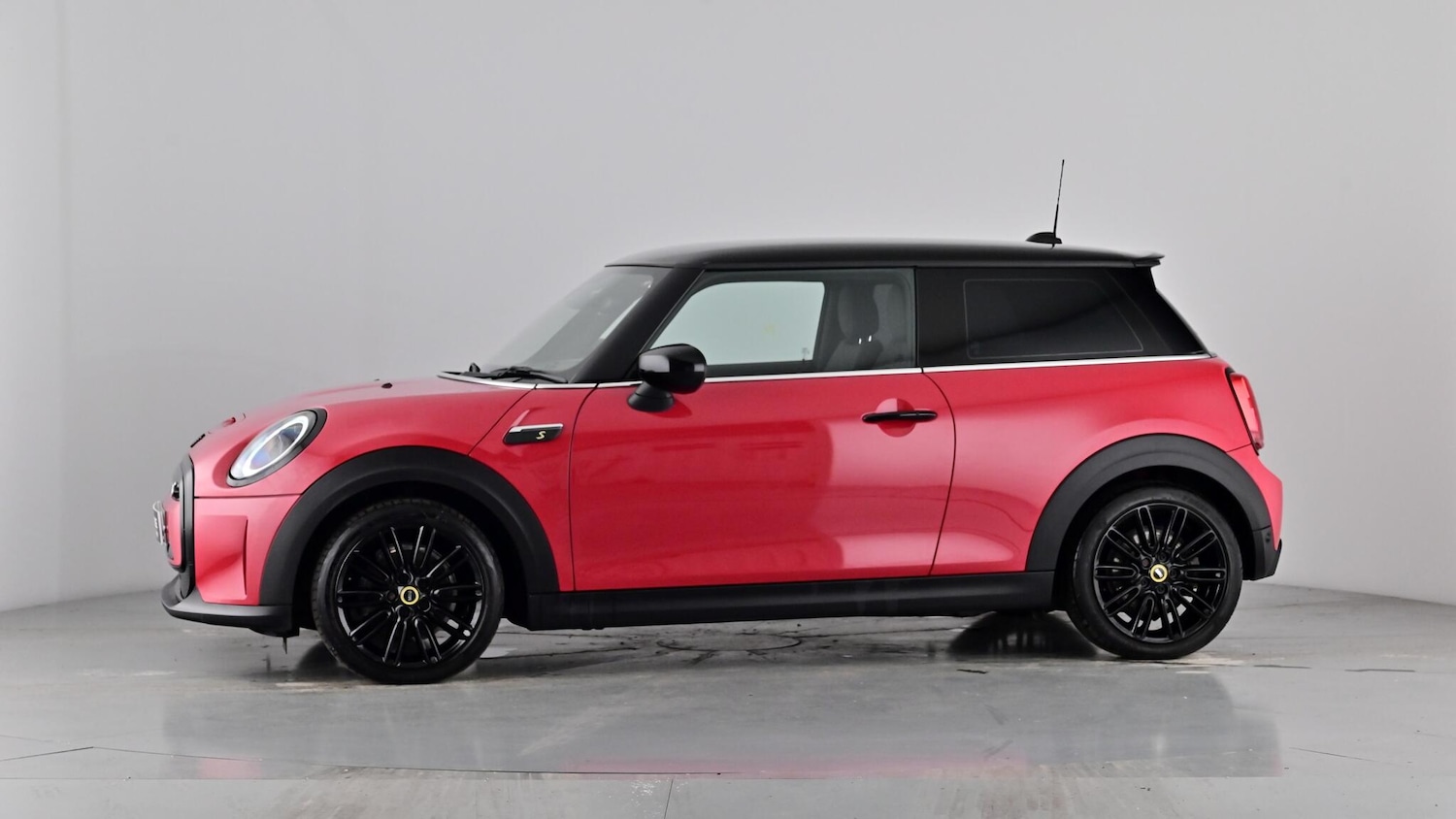 Used MINI Hatch 2021 for sale - 76404730: Photo 54