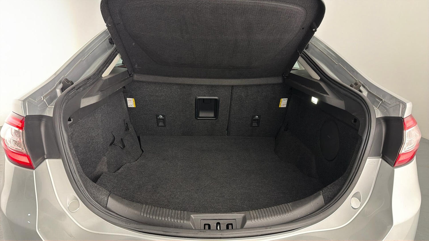 Used Ford Mondeo 2017 for sale - 77995076: Photo 12