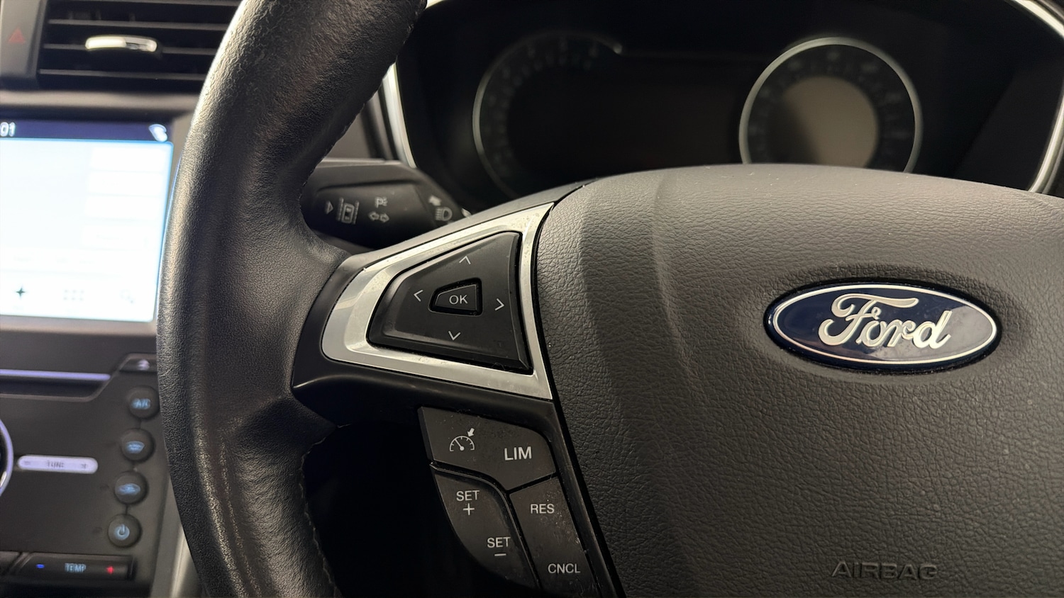 Used Ford Mondeo 2017 for sale - 77995076: Photo 17