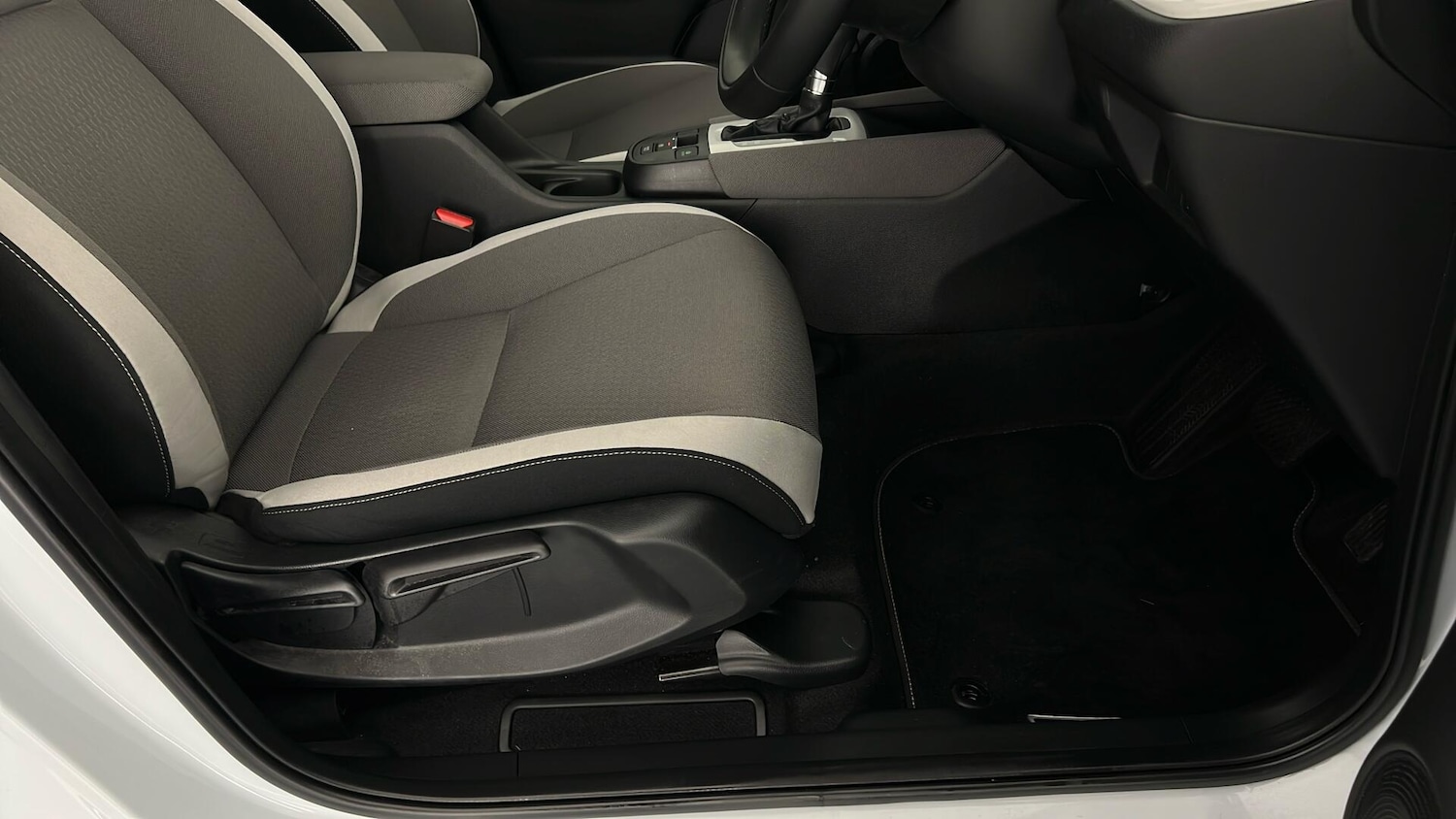 Used Honda Jazz 2021 for sale - 76834854: Photo 32