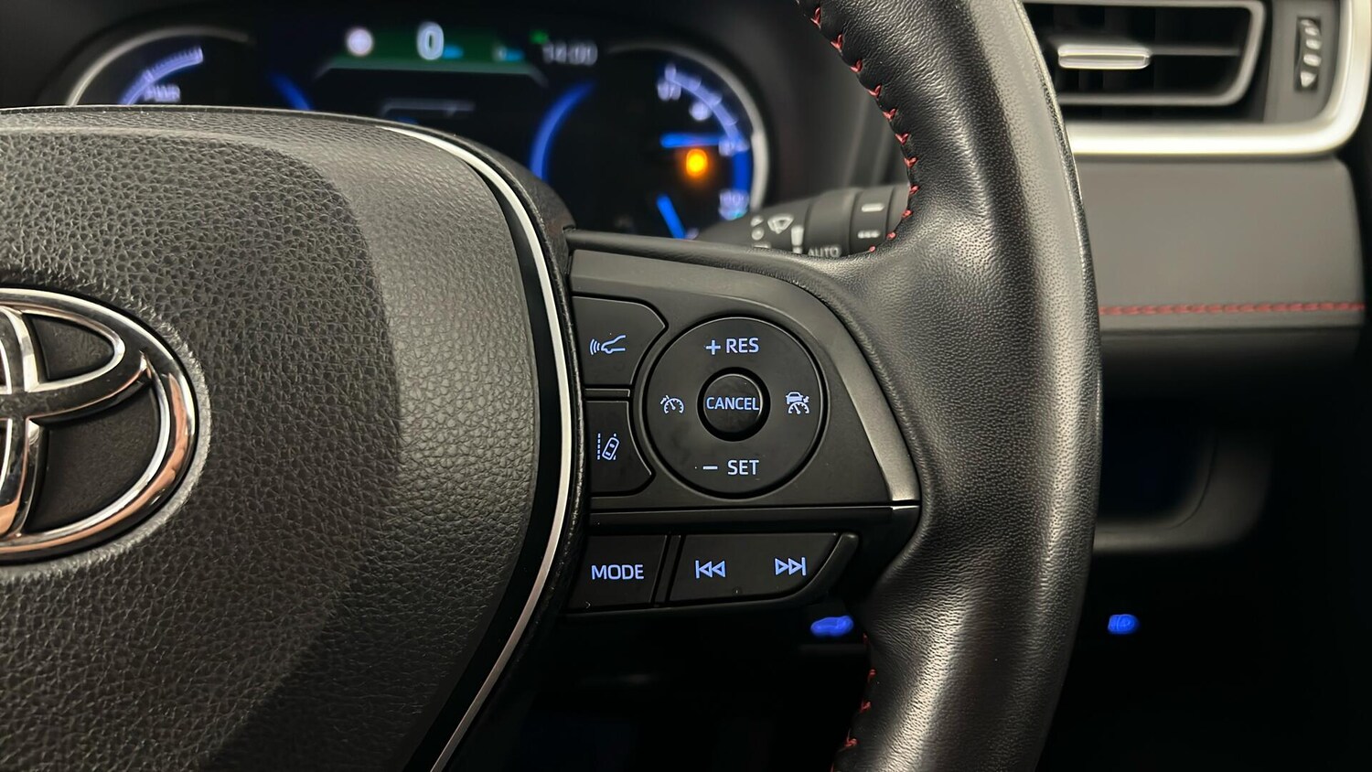 Used Toyota RAV4 2021 for sale - 76241504: Photo 18