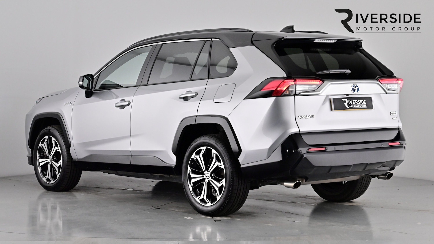 Used Toyota RAV4 2021 for sale - 76241504: Photo 2