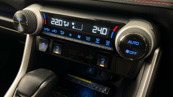 Used Toyota RAV4 2021 for sale - 76241504: Photo 20