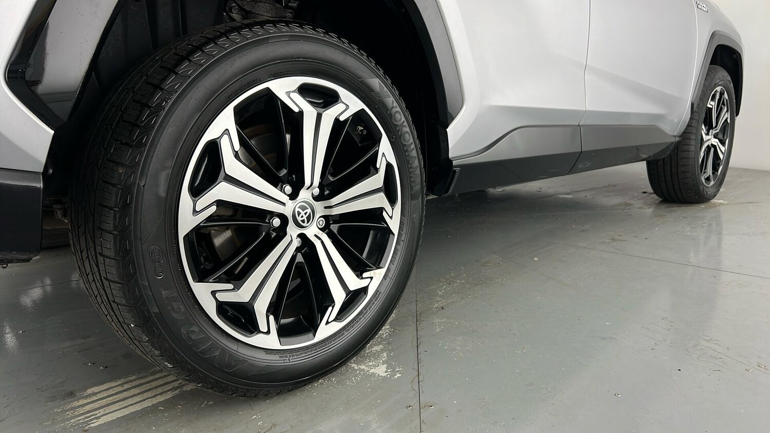 Used Toyota RAV4 2021 for sale - 76241504: Photo 29