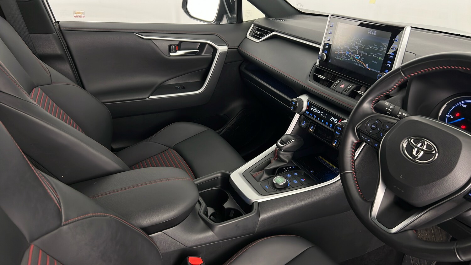 Used Toyota RAV4 2021 for sale - 76241504: Photo 34