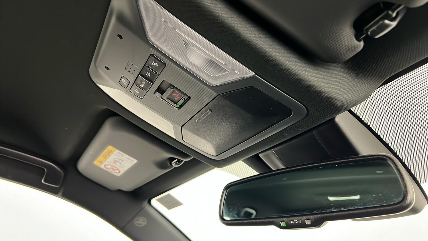 Used Toyota RAV4 2021 for sale - 76241504: Photo 35