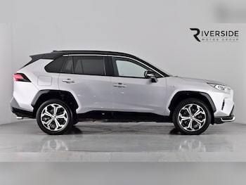 Used Toyota RAV4 2021 for sale - 76241504: Photo 3