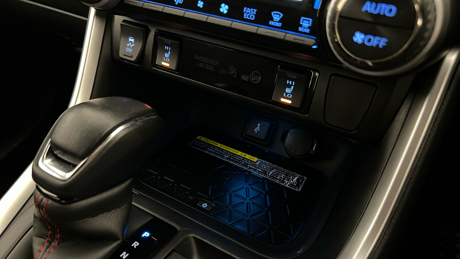 Used Toyota RAV4 2021 for sale - 76241504: Photo 41