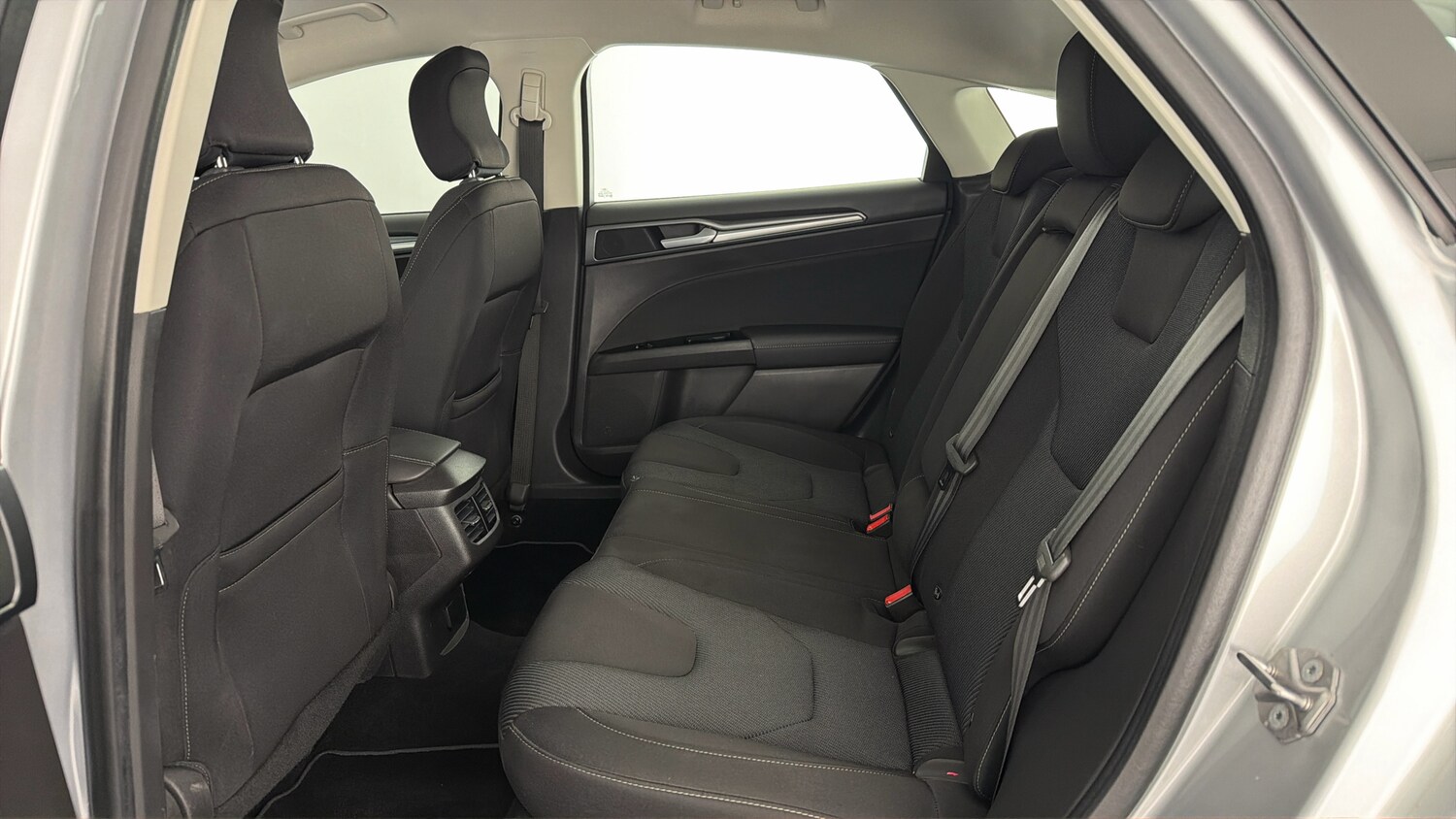 Used Ford Mondeo 2017 for sale - 77706351: Photo 11