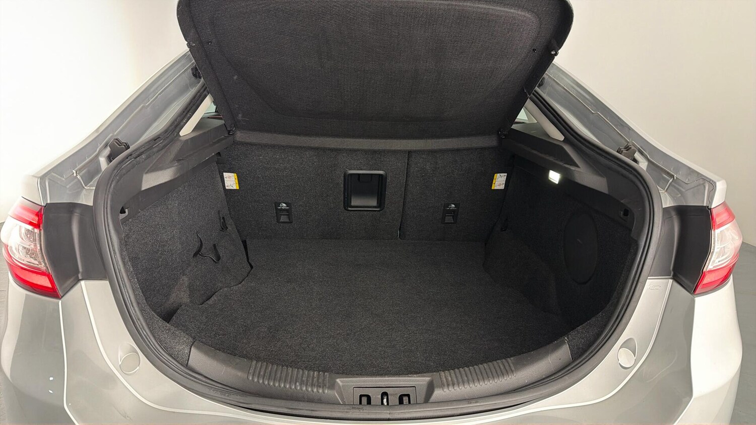 Used Ford Mondeo 2017 for sale - 77706351: Photo 12