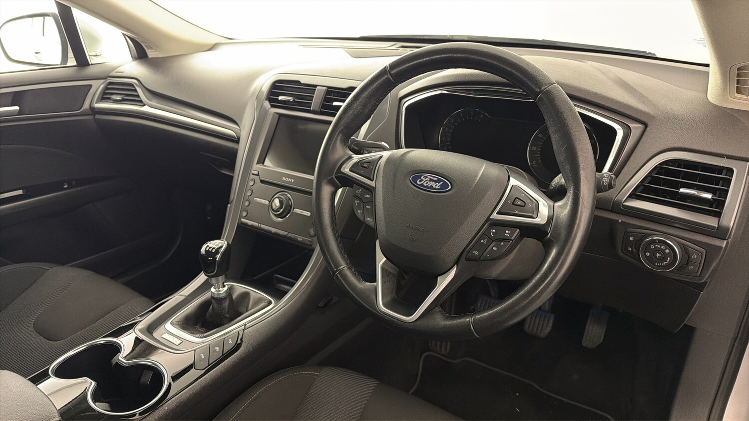 Used Ford Mondeo 2017 for sale - 77706351: Photo 14