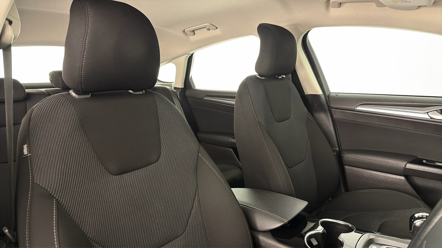 Used Ford Mondeo 2017 for sale - 77706351: Photo 29