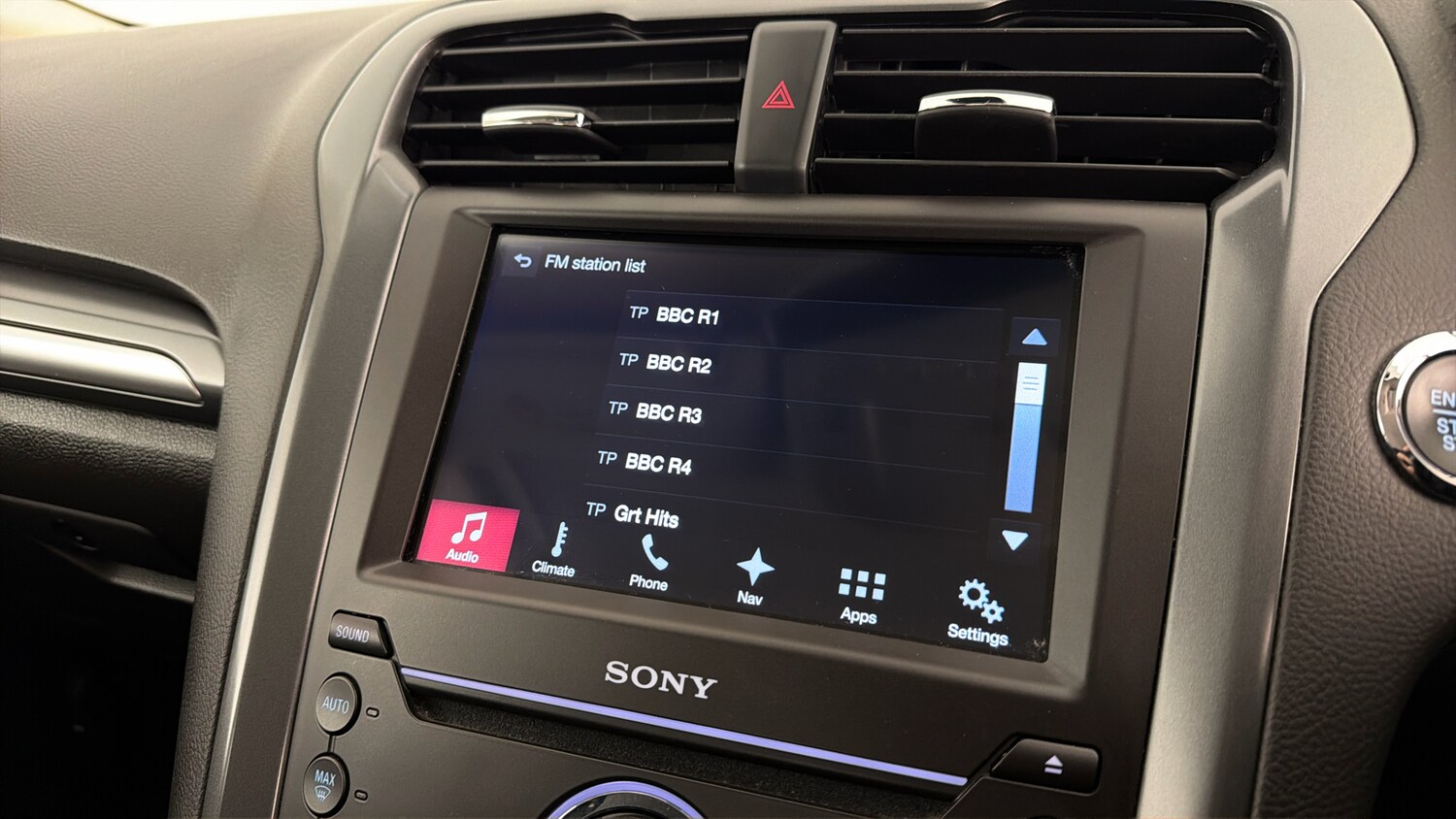 Used Ford Mondeo 2017 for sale - 77706351: Photo 33