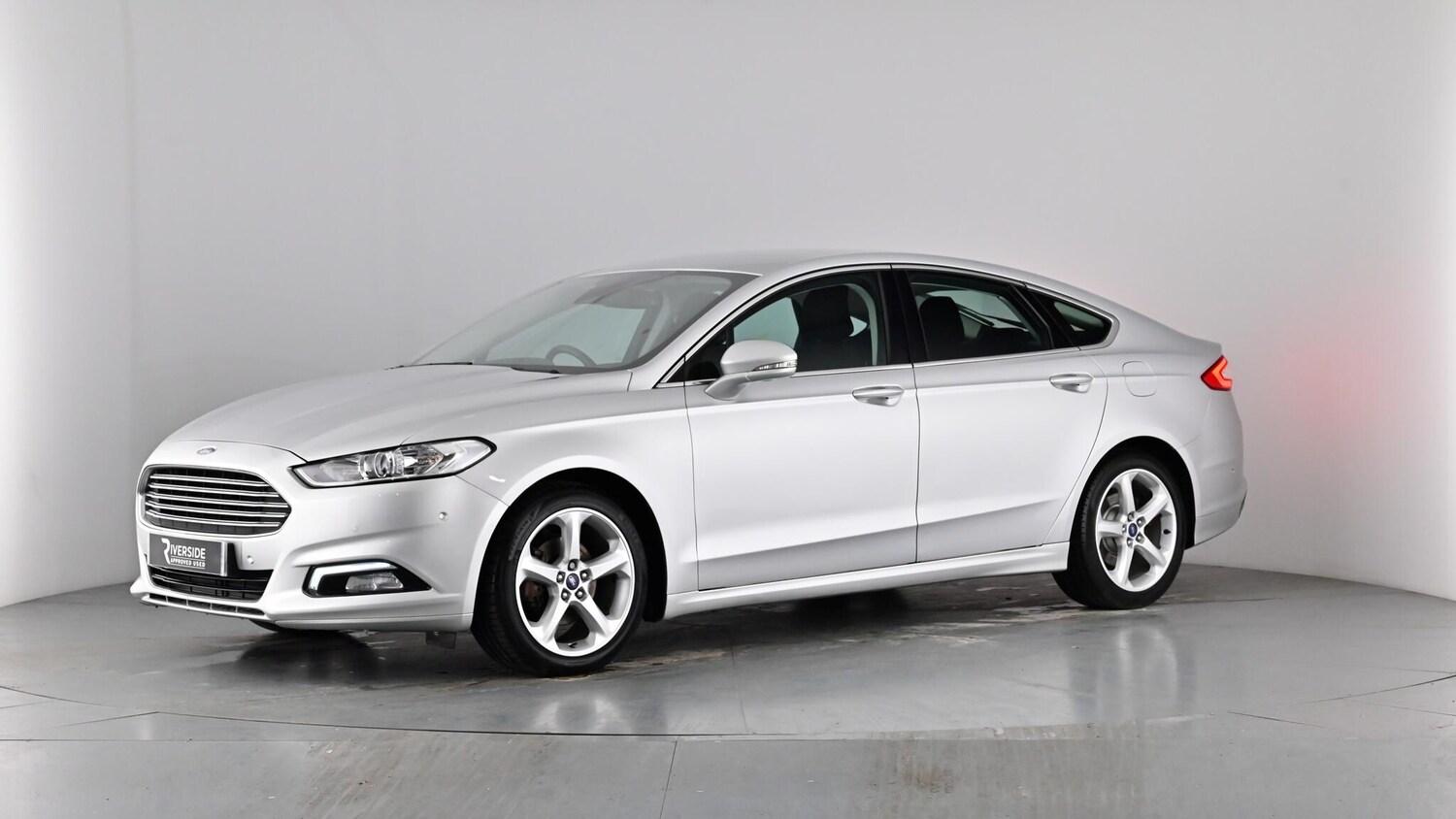 Used Ford Mondeo 2017 for sale - 77706351: Photo 48