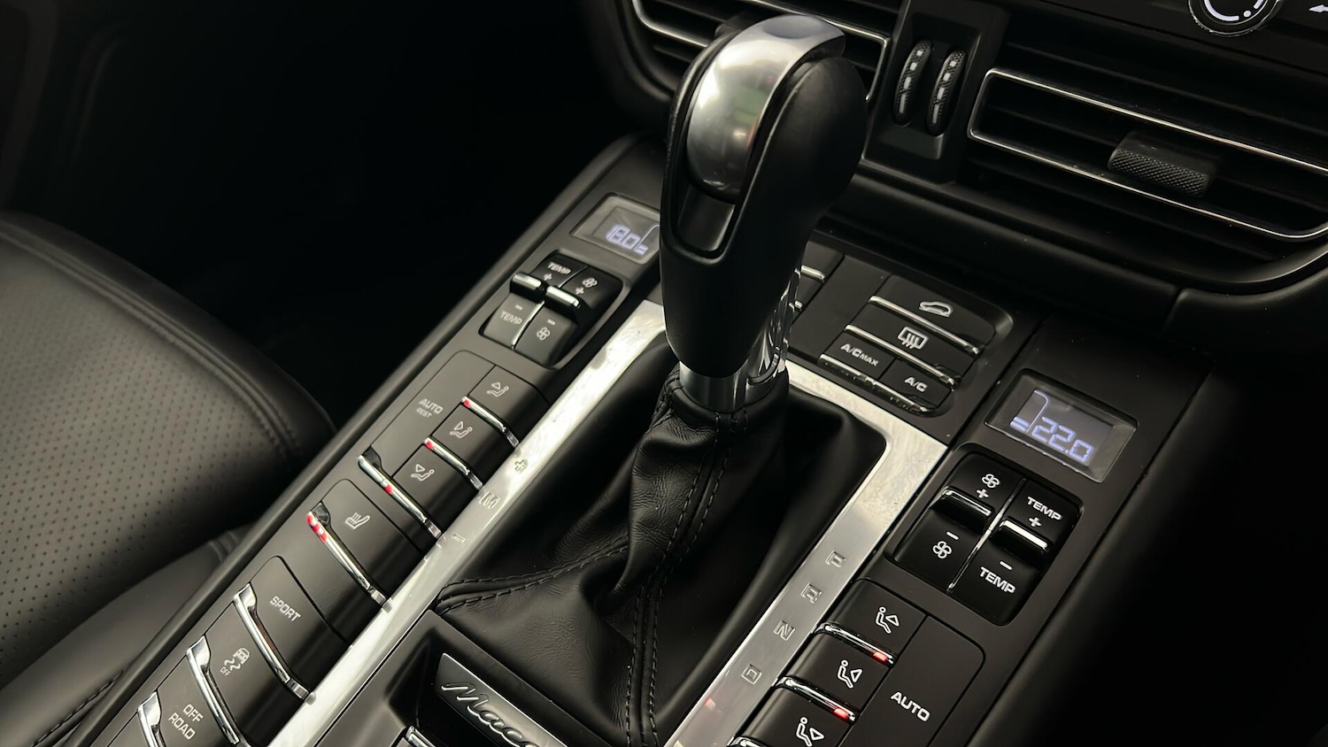 Used Porsche Macan 2019 for sale - 77178178: Photo 26