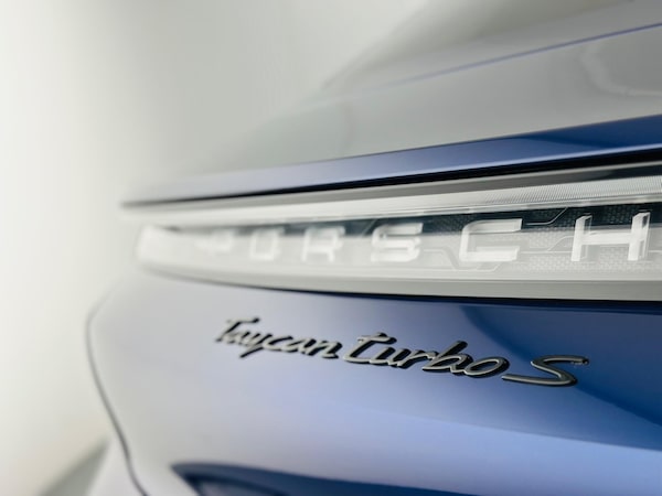 Used Porsche Taycan 2022 for sale - 76130801: Photo 36