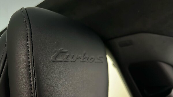 Used Porsche Taycan 2022 for sale - 76130801: Photo 48